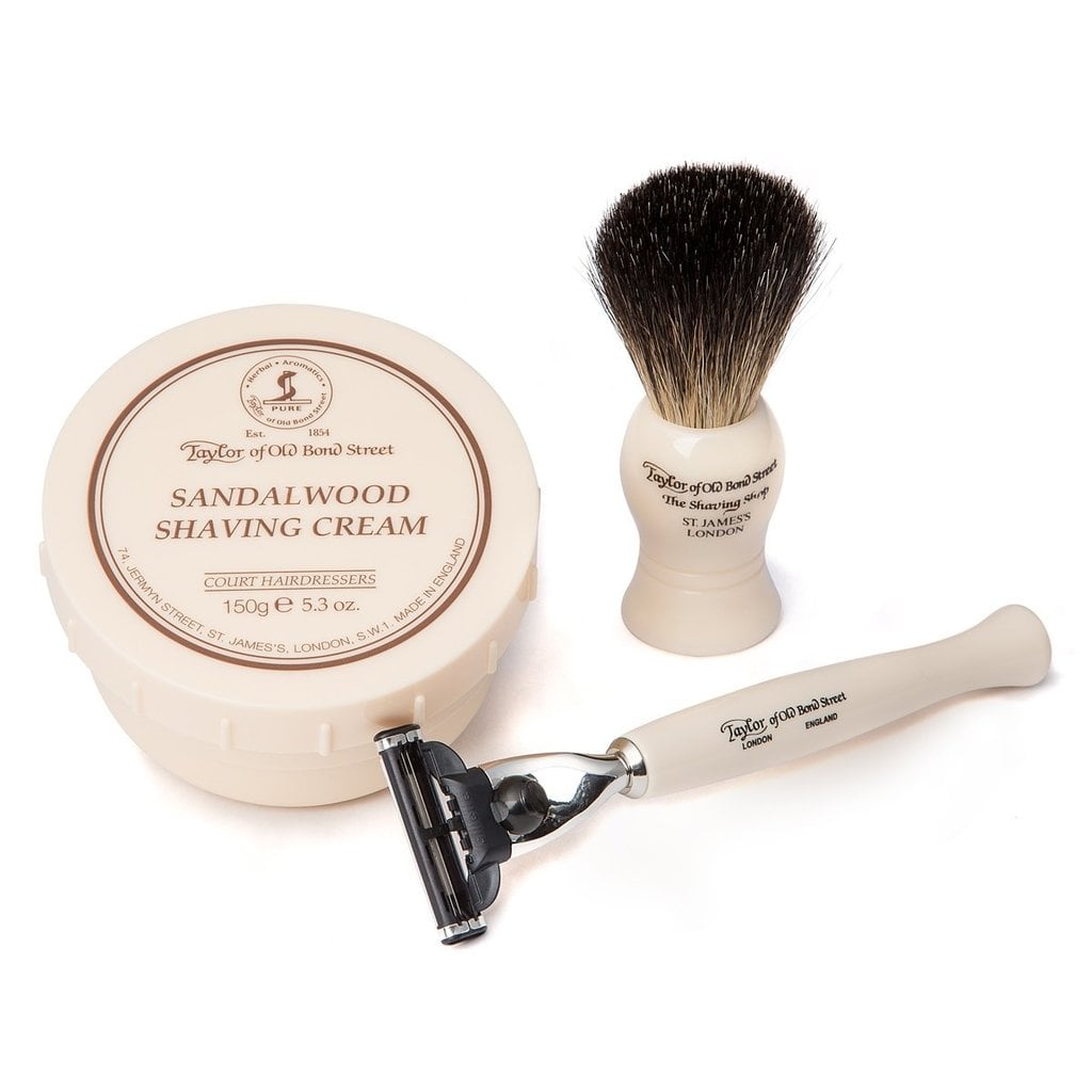 Taylor of Old Bond Street Giftbox scheerkwast, scheermes en scheercrème Sandalwood, derde productfoto